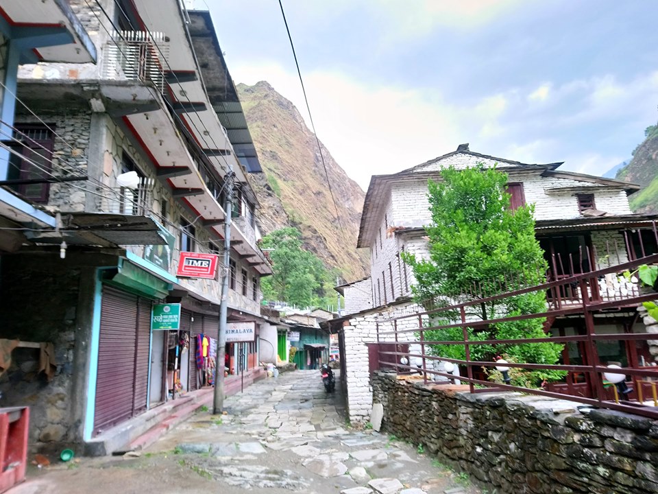 Finally entered the street of Tatopani, after about 9 hours of setting off from Ghorepani
